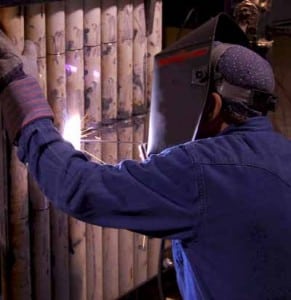 520004df6fa8c-090108_Welding_Fig1