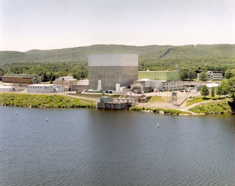 Entergy Moves to Decommission Vermont Yankee Nuclear Plant