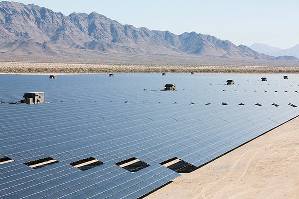 Utility-Scale, Distributed Solar Prices Tumbled 5% to 12% in 2015