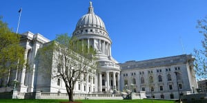 Stock_Wisconsin Capitol Bldg_Vkoulampet