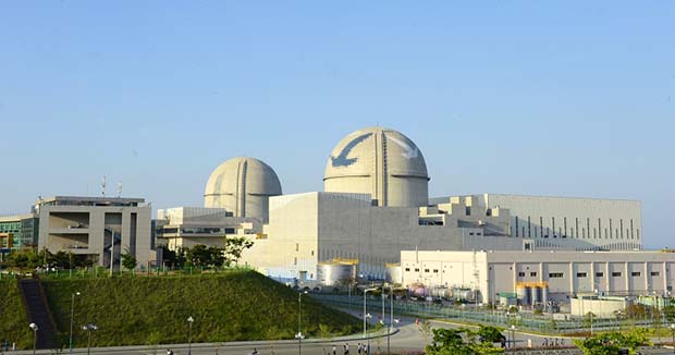 Korea Hydro and Nuclear Power Co. (KHNP) in January 2016 put the Shin Kori 3 nuclear reactor online, though it has not yet gone commercial; Shin Kori 4 is expected to start up next year. Although many more APR1400 reactors are under construction, this is the first one connected to the grid. Courtesy: KHNP