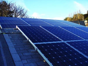 Fig 2_PV_solar_roof_mount_and_rack