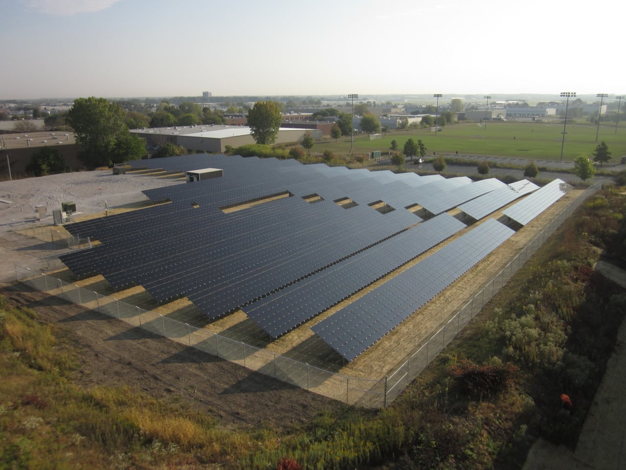 Caterpillar Installs Solar Solution in Illinois