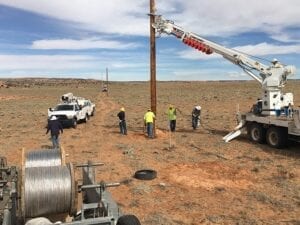 Massachusetts-transmission-distribution-crew
