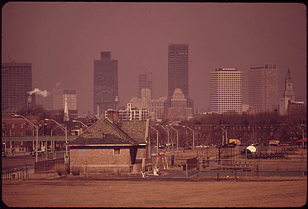 Smog-Boston-Massachusetts-March-1973-Ernst-Halberstadt-EPA-documerica-archive