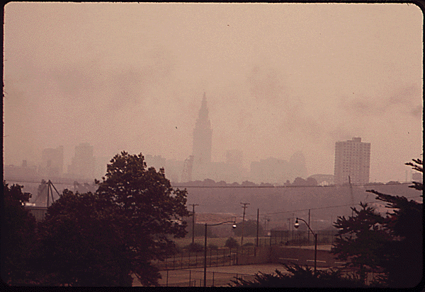Smog-Cleveland-Ohio-July-1973-Frank-John-Aleksandrowicz-EPA-documerica-archive