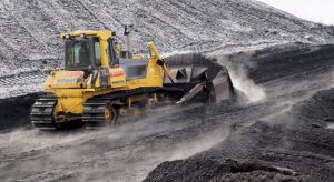 Fig3-Komatsu-bulldozer-pushing-coal-in-Power-plant-Ljubljana