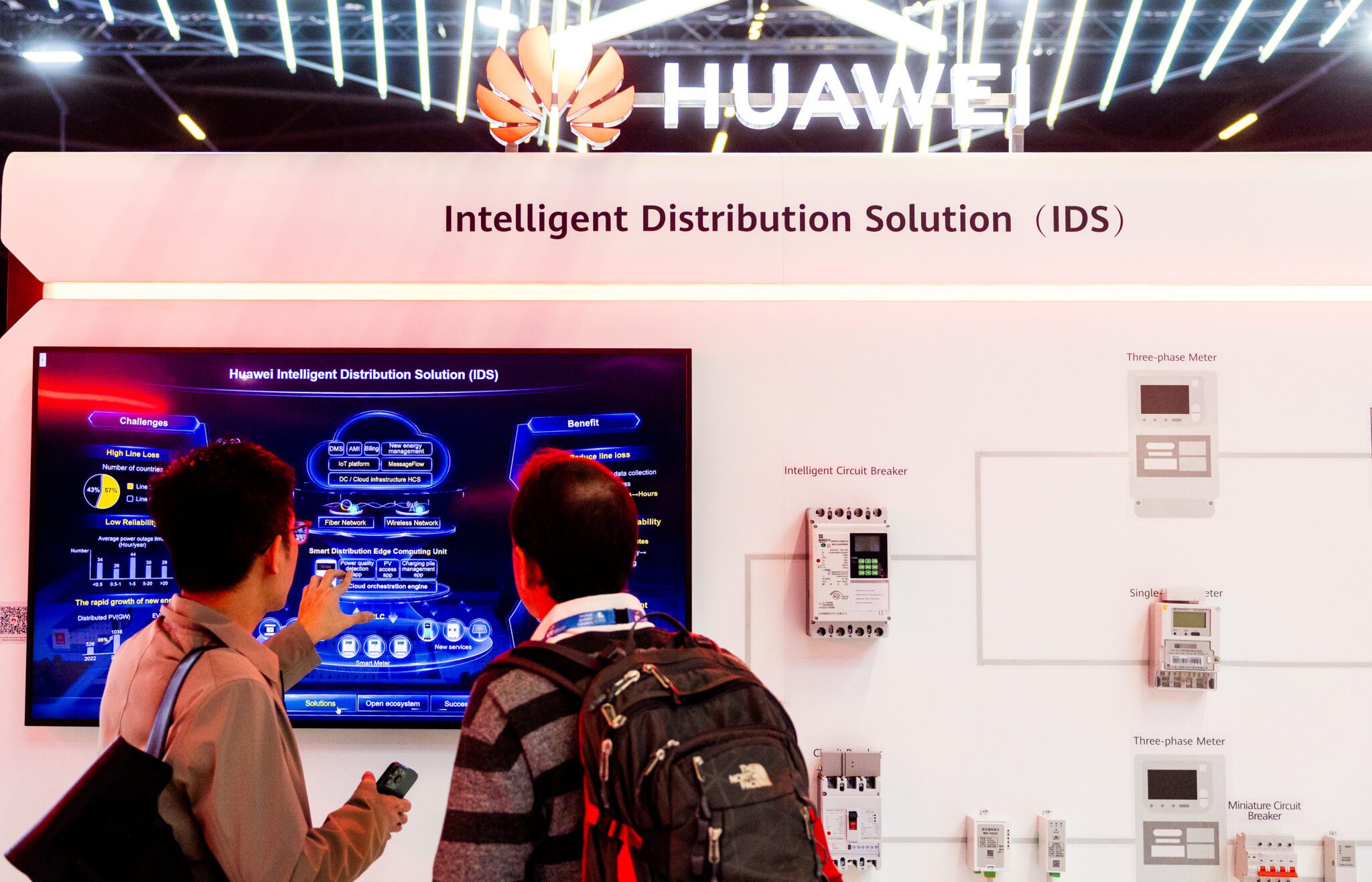 Challenges Resolved with the Intelligent Distribution Solution - POWER ...