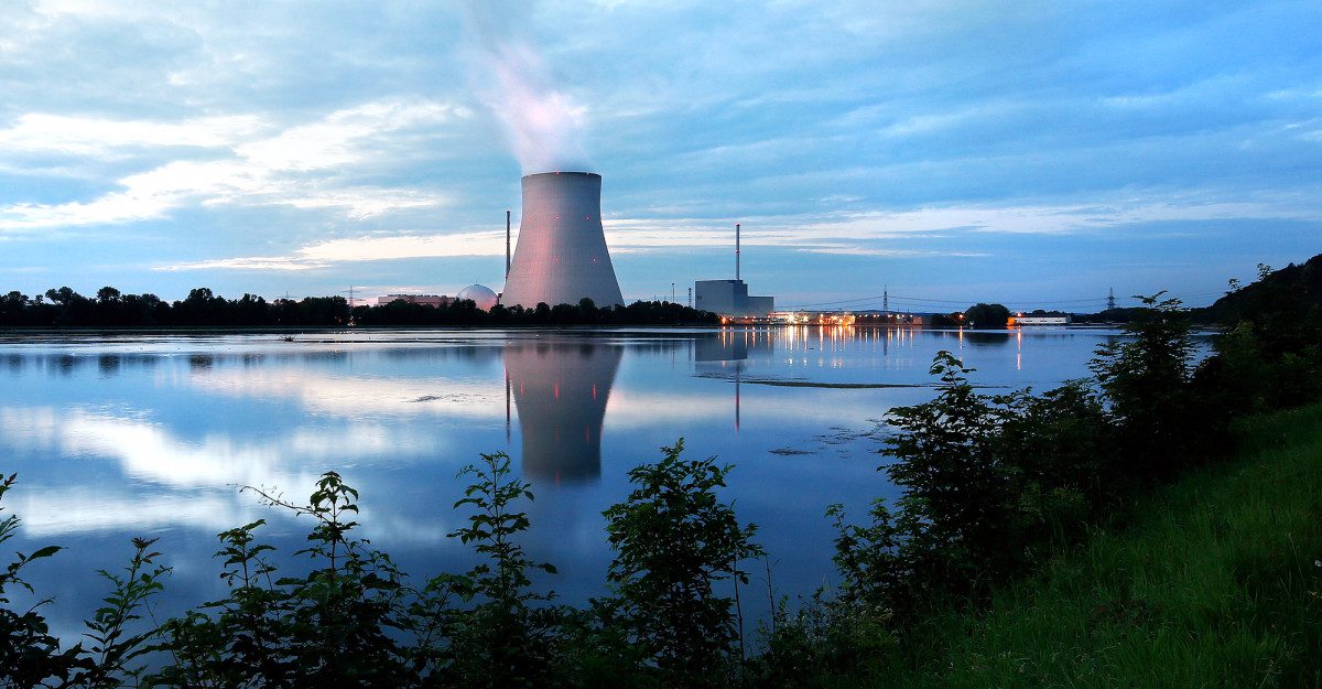 Germany Halts Closure of Two Nuclear Plants Until April 2023