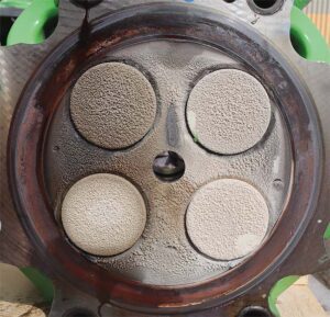 Fig4-Ash-deposit-on-valve-deck