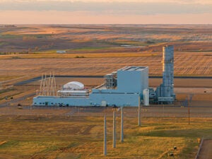 Splash-Basin-Pioneer-power-plant_c